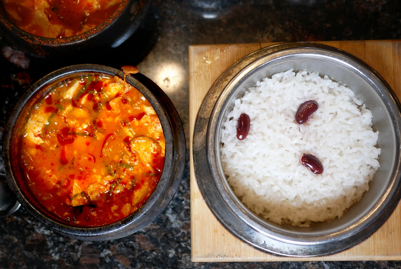 정원순두부 솥밥.JPG