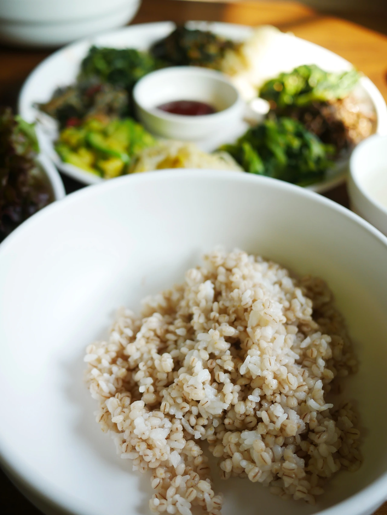 나물은 보리밥과 특히 잘어울린다 의왕옛날보리밥.JPG