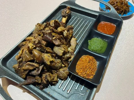 SE-61AA573C-EE28-4D22-A4B6-AD6C65926B4E.jpg?type=w466