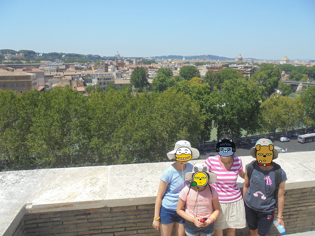 20170720 40일간 유럽15개국 여행 걸어서 로마 St.천사의 성, 테베레 강, 오렌지 정원, 아벤티노 언덕, 장미정원 (50).JPG