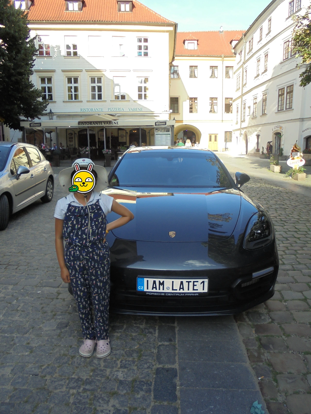 20170731 40일간 유럽15개국 여행 비앤나에서 체코 프라하로 이동(콜코브나 첼리체에서 꼴레뇨 먹기) (73).JPG