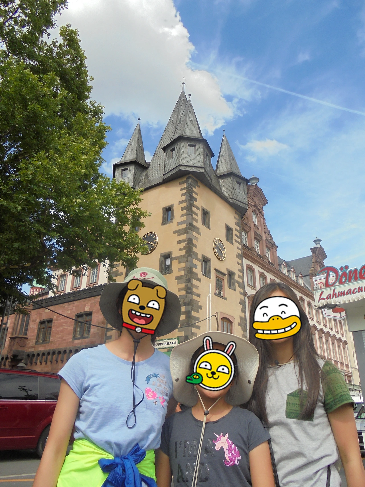 20170802 40일간 유럽15개국 여행 체코 프라하를 떠나 프랑크푸르트(Romer광장, 재래시장, Eiserner 다리, 성 바돌로매 성당) (60).JPG