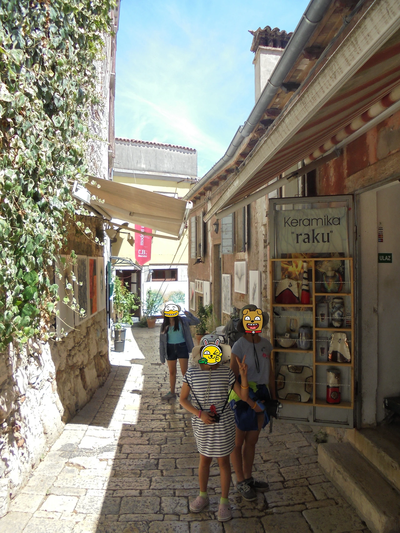20170726 40일간 유럽15개국 여행 크로아티아 로빈(로비니)에서 로빈 시내, Balbi's Arch, Church of St.Euphemia, Rovinj Beach (105).JPG