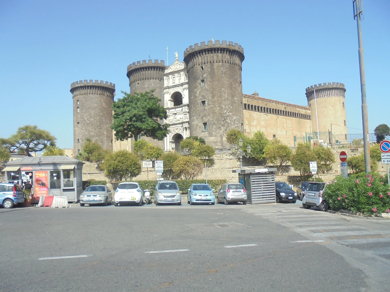 20170722 40일간 유럽15개국 여행 나폴리의 Sant'Elmo 성, Vittoria 광장, Ovo성, Plebiscito 광장, Royal Palace of Naples과 성당, San Carlo 극장, Nuovo성 (212).JPG