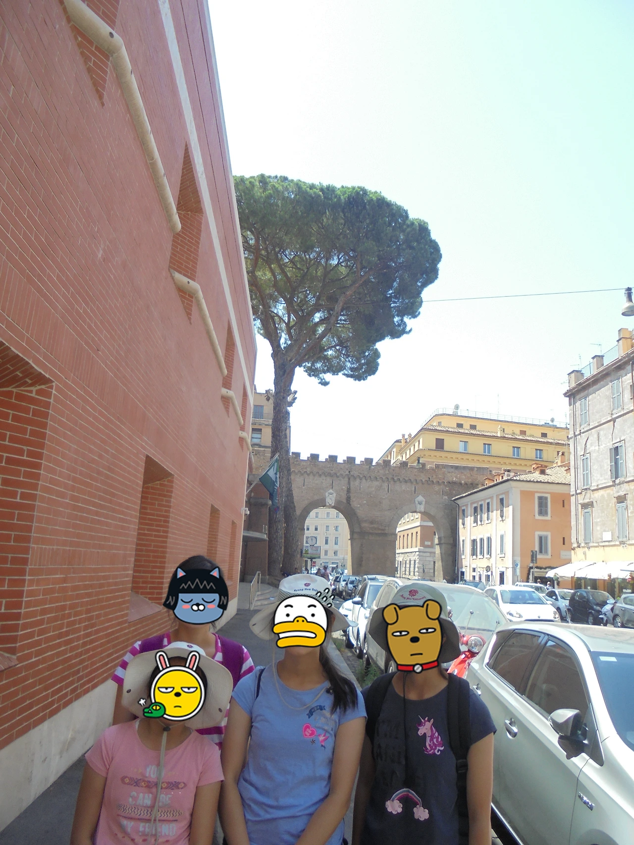 20170720 40일간 유럽15개국 여행 걸어서 로마 St.천사의 성, 테베레 강, 오렌지 정원, 아벤티노 언덕, 장미정원 (3).JPG