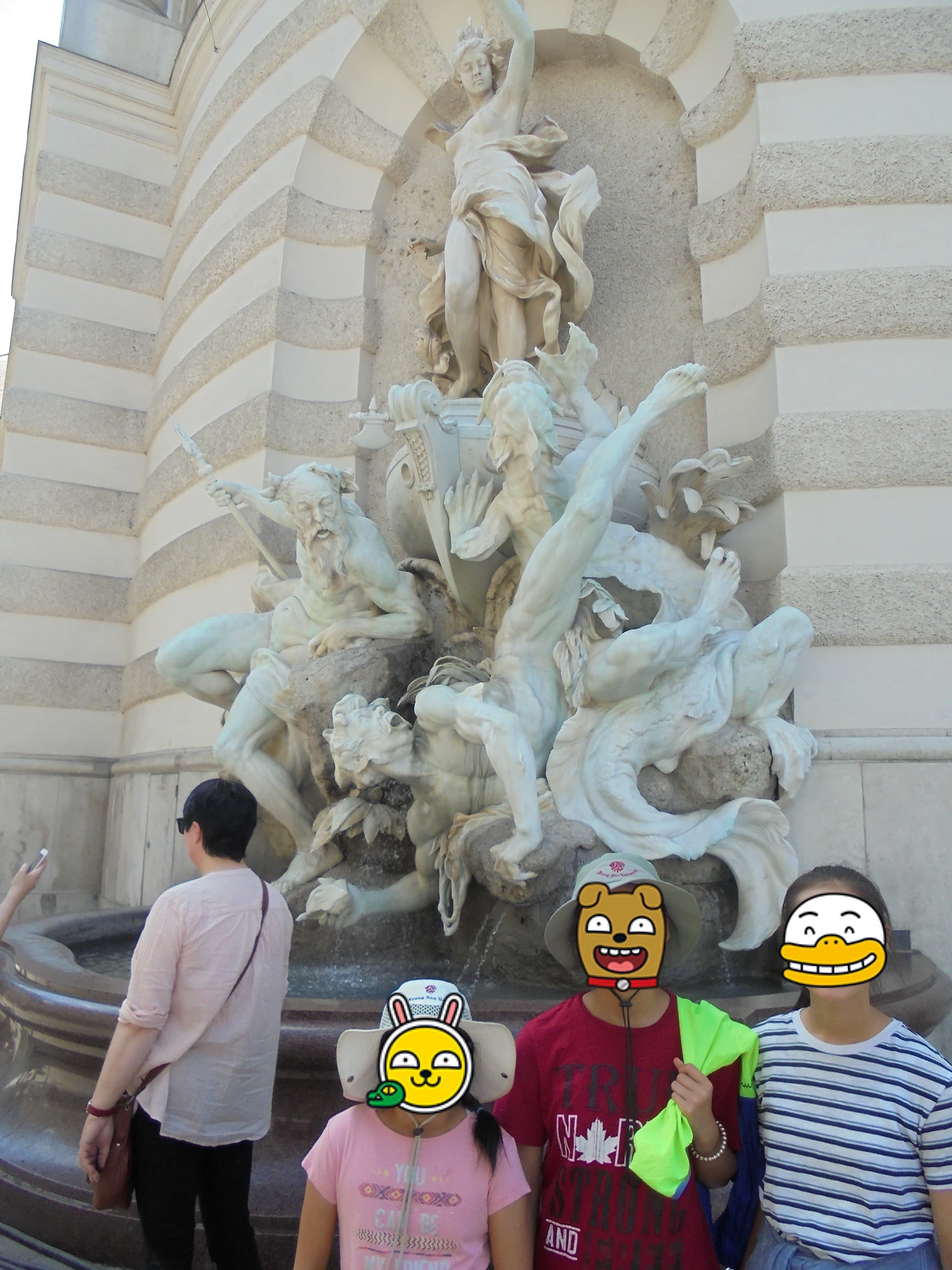 20170730 40일간 유럽15개국 여행 오스트리아 비엔나(현대미술관,슈테판대성당,Hofburg궁전,시청,의회,Albertina,오페라극장,벨베데레궁전,쇤브룬궁전) (176).JPG