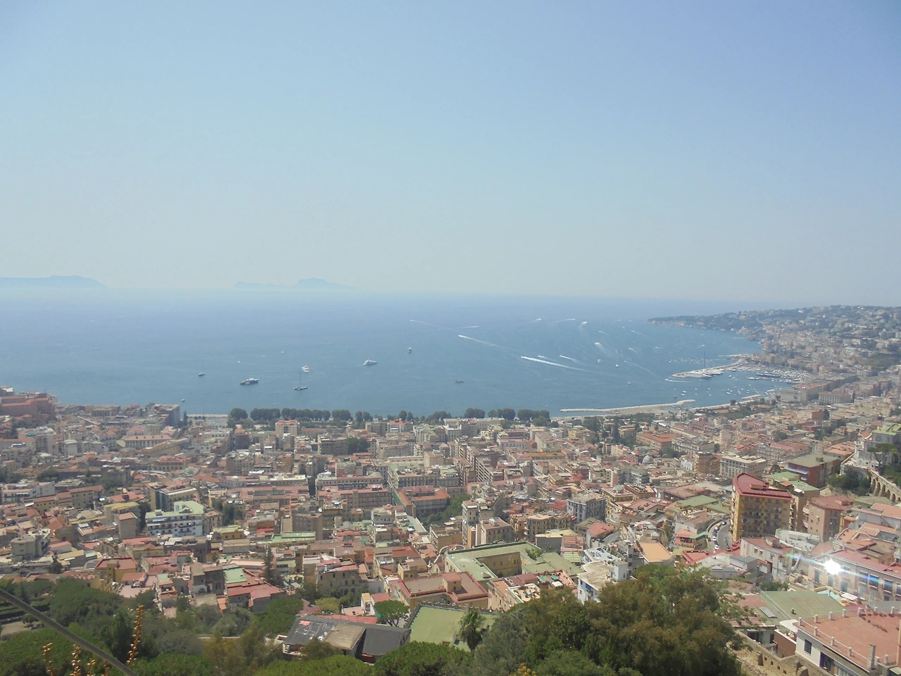 20170722 40일간 유럽15개국 여행 나폴리의 Sant'Elmo 성, Vittoria 광장, Ovo성, Plebiscito 광장, Royal Palace of Naples과 성당, San Carlo 극장, Nuovo성 (43).JPG