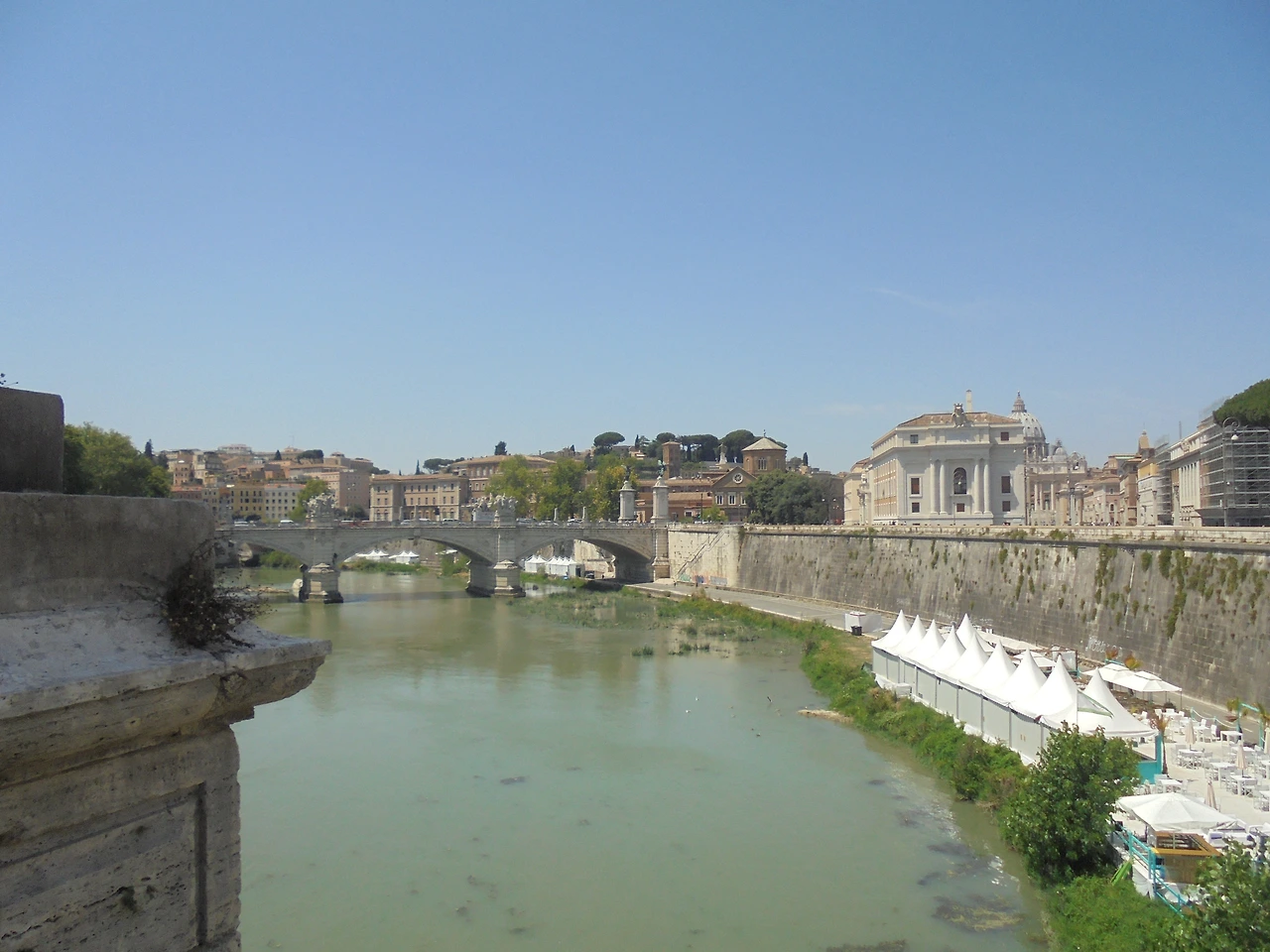 20170720 40일간 유럽15개국 여행 걸어서 로마 St.천사의 성, 테베레 강, 오렌지 정원, 아벤티노 언덕, 장미정원 (18).JPG