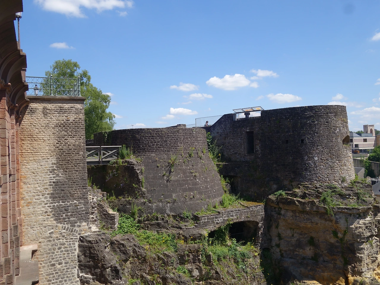 20170704 40일간 유럽15개국 여행 뤽상부르 거쳐 파리 (126).JPG