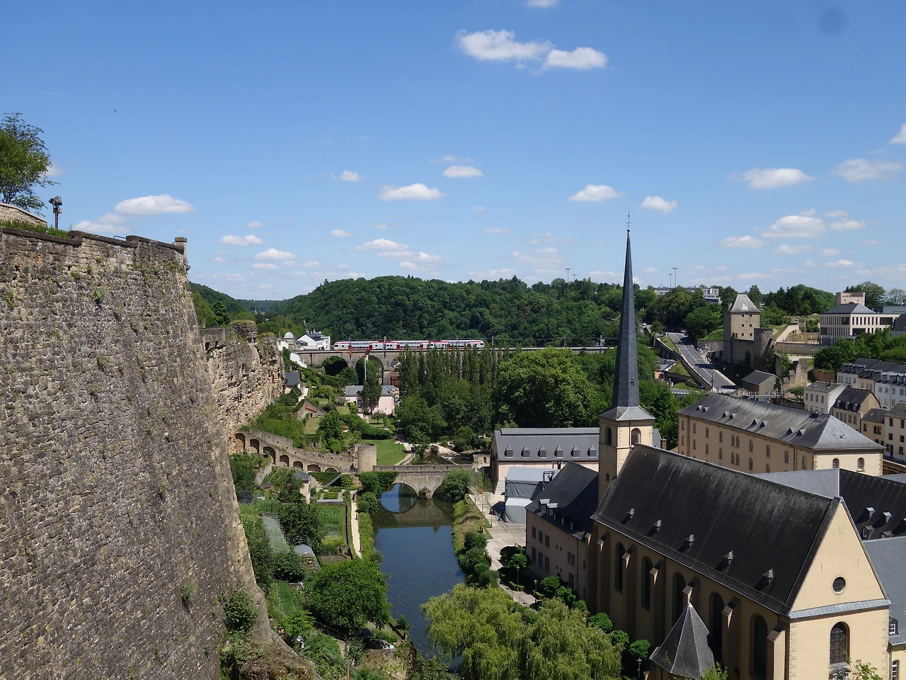 20170704 40일간 유럽15개국 여행 뤽상부르 거쳐 파리 (138).JPG
