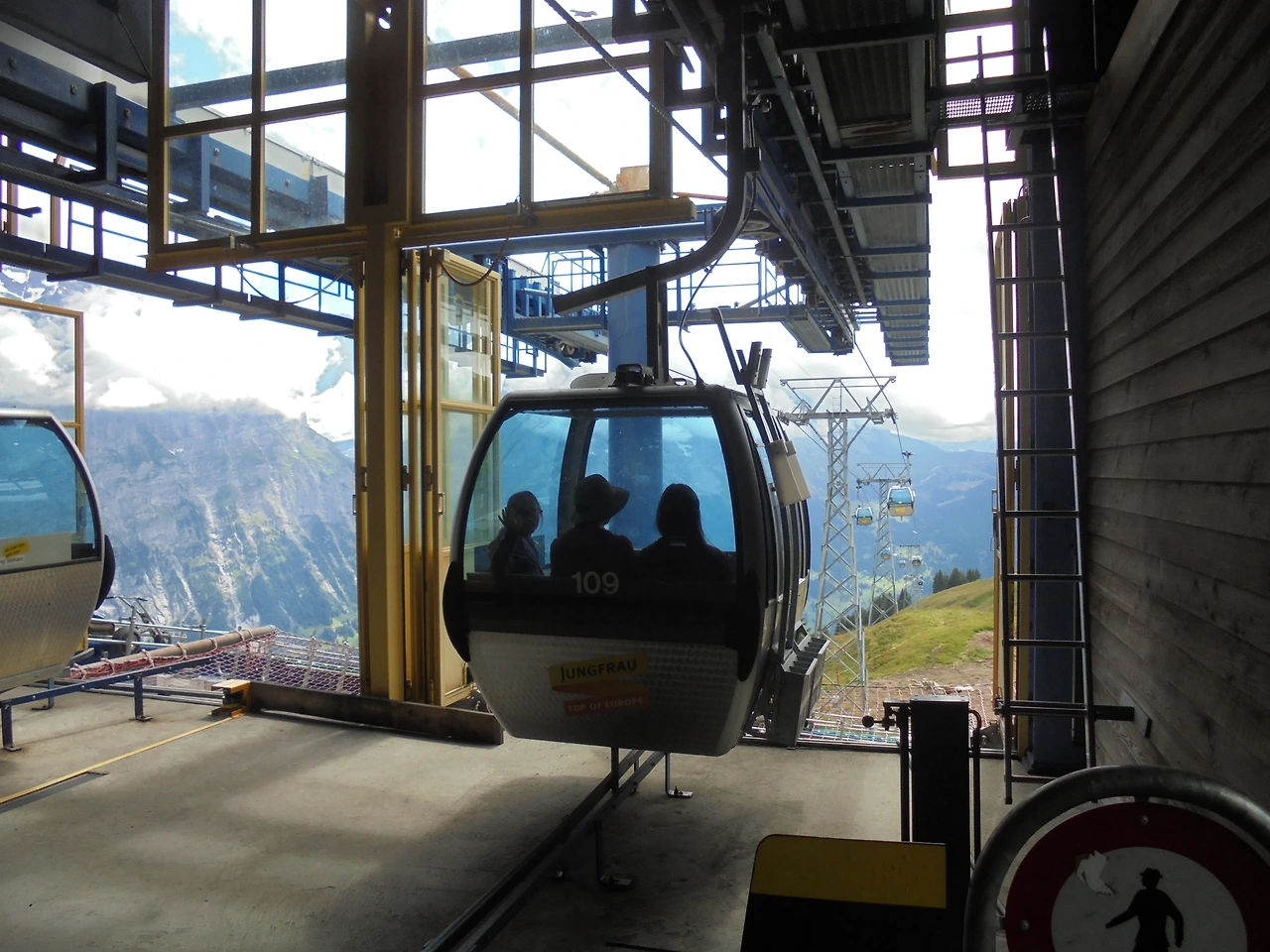 20170713 40일간 유럽15개국 여행 스위스 융프라우 근처 First Mountain (160).JPG
