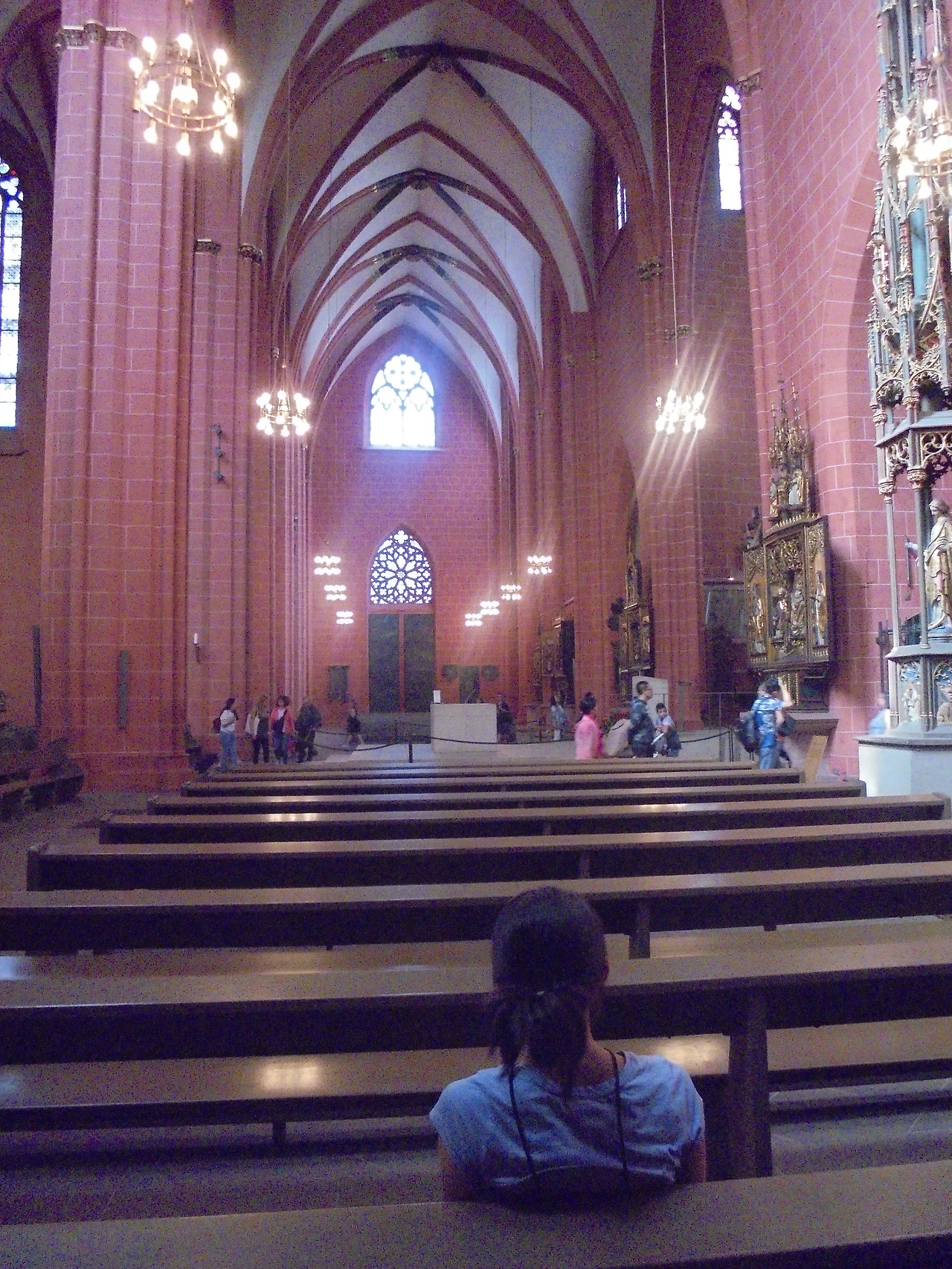 20170802 40일간 유럽15개국 여행 체코 프라하를 떠나 프랑크푸르트(Romer광장, 재래시장, Eiserner 다리, 성 바돌로매 성당) (87).JPG