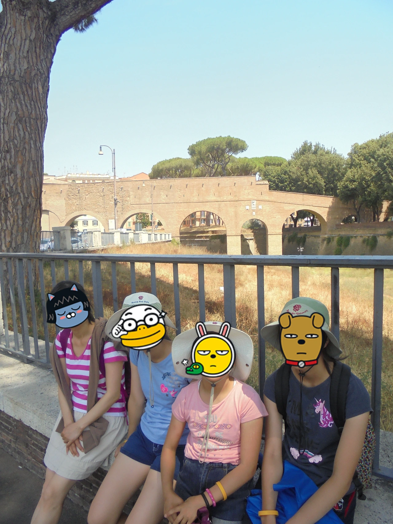 20170720 40일간 유럽15개국 여행 걸어서 로마 St.천사의 성, 테베레 강, 오렌지 정원, 아벤티노 언덕, 장미정원 (10).JPG