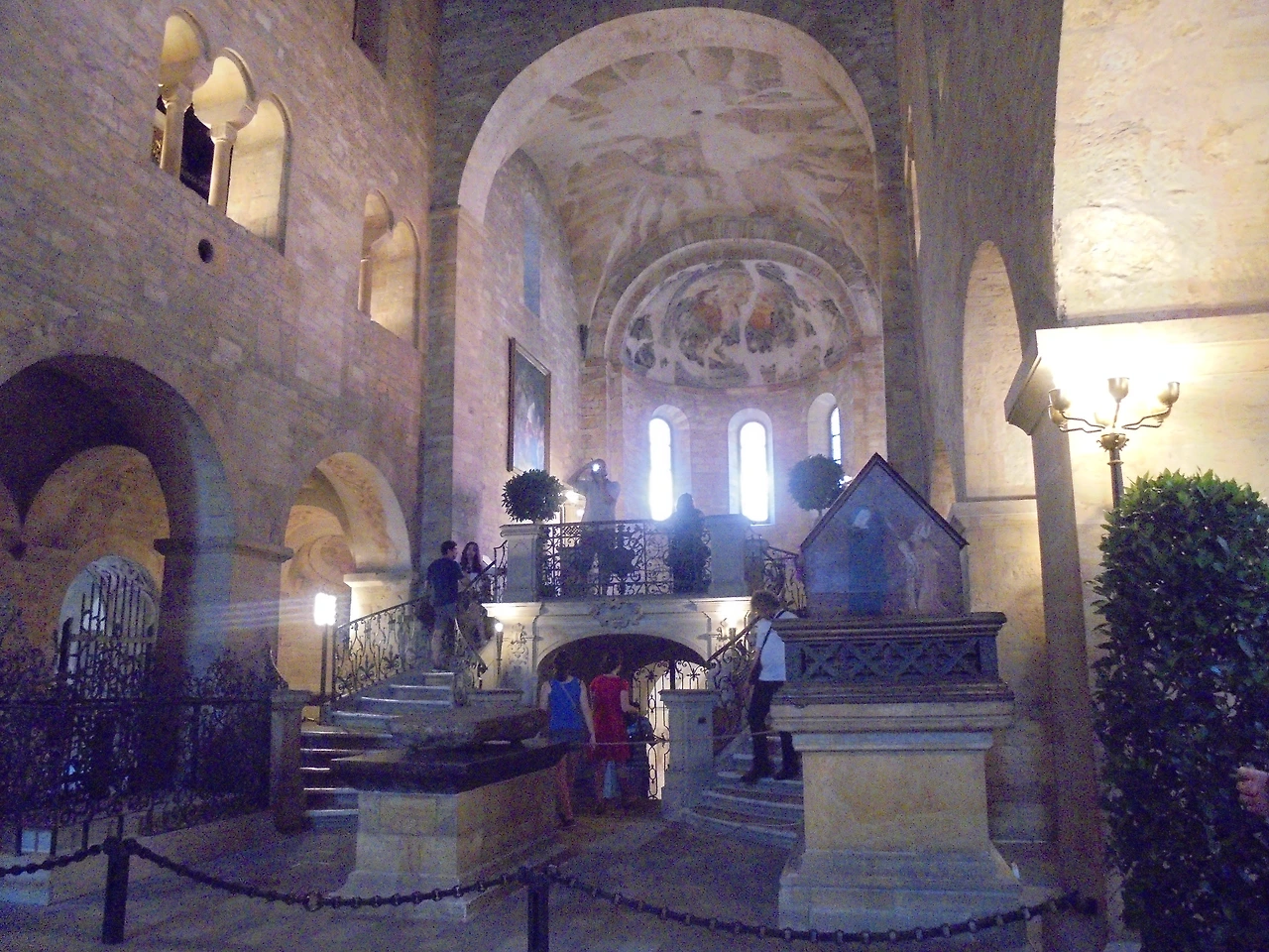 20170801 40일간 유럽15개국 여행 체코 프라하(바츨라프광장,신시가광장,천문시계,구시가광장,카를교,존레논의 벽,프라하성 내 대통령궁,비타 대성당,구황궁,이르지 수도원,황금 소로) (165).JPG