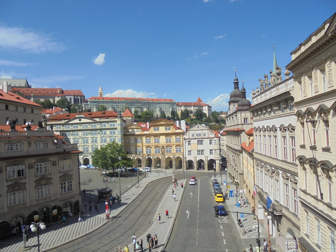 20170731 40일간 유럽15개국 여행 비앤나에서 체코 프라하로 이동(콜코브나 첼리체에서 꼴레뇨 먹기) (11).JPG