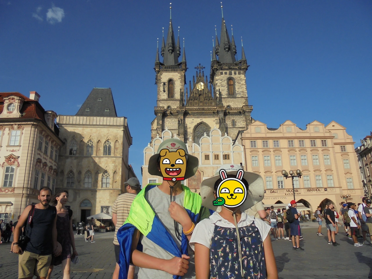 20170731 40일간 유럽15개국 여행 비앤나에서 체코 프라하로 이동(콜코브나 첼리체에서 꼴레뇨 먹기) (83).JPG