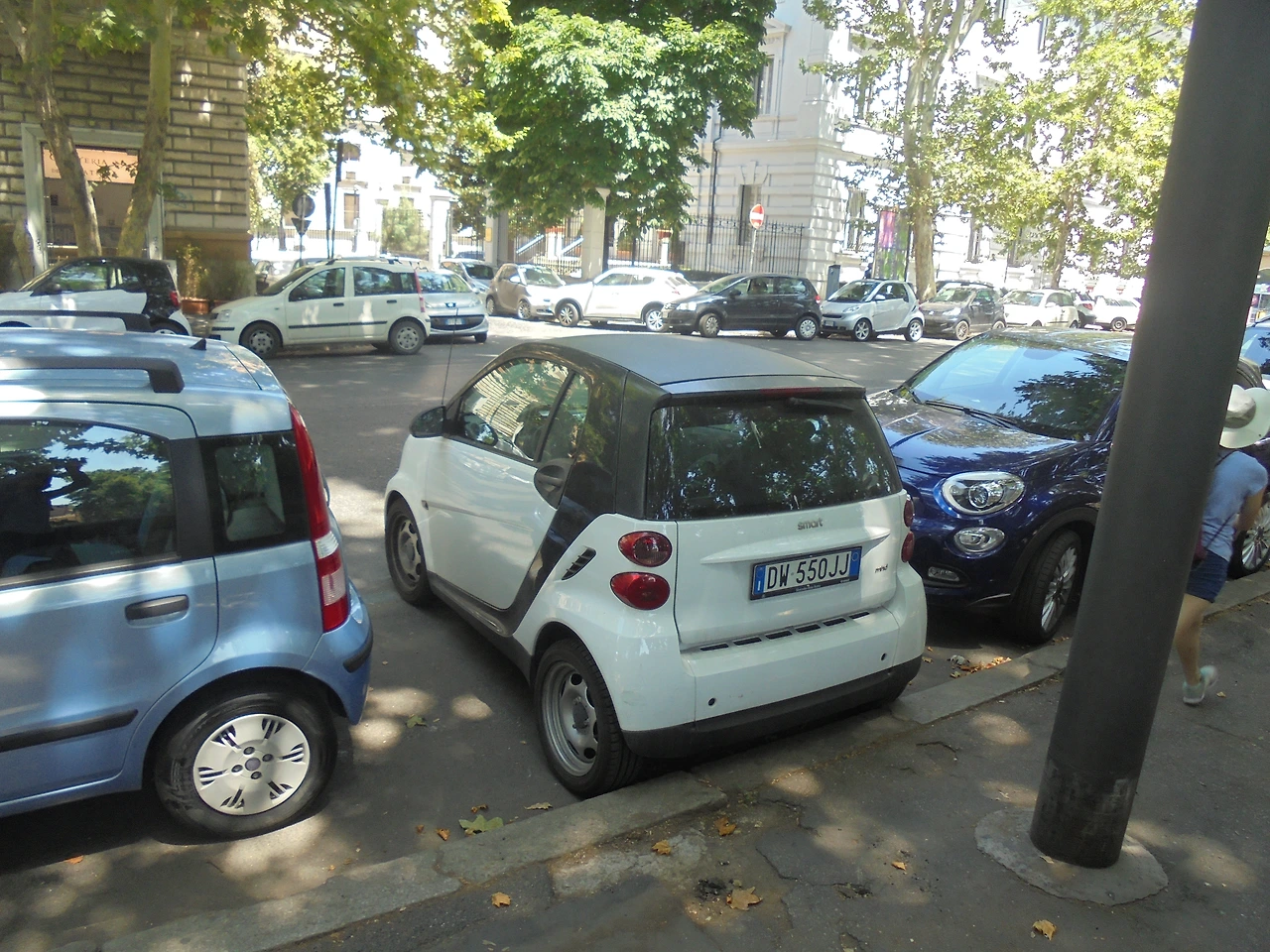20170720 40일간 유럽15개국 여행 걸어서 로마 St.천사의 성, 테베레 강, 오렌지 정원, 아벤티노 언덕, 장미정원 (34).JPG