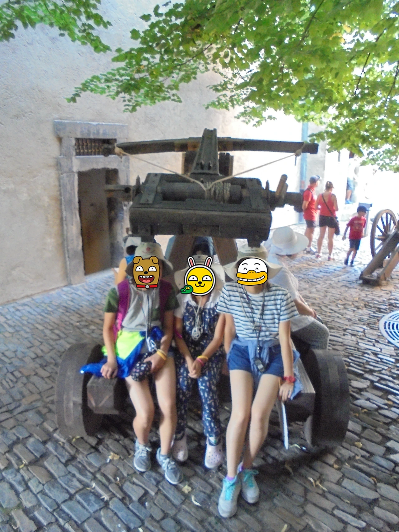 20170801 40일간 유럽15개국 여행 체코 프라하(바츨라프광장,신시가광장,천문시계,구시가광장,카를교,존레논의 벽,프라하성 내 대통령궁,비타 대성당,구황궁,이르지 수도원,황금 소로) (222).JPG