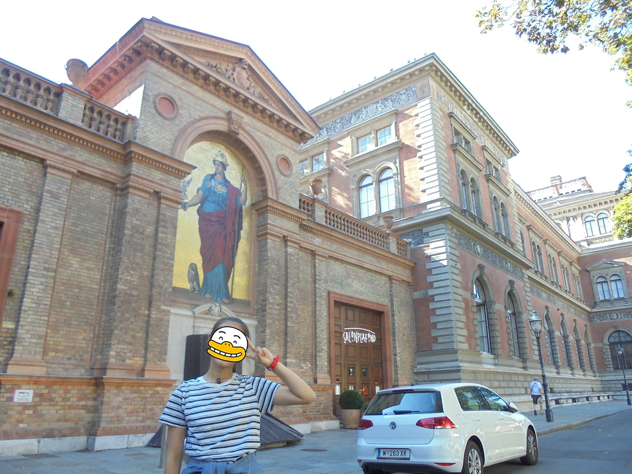 20170730 40일간 유럽15개국 여행 오스트리아 비엔나(현대미술관,슈테판대성당,Hofburg궁전,시청,의회,Albertina,오페라극장,벨베데레궁전,쇤브룬궁전) (24).JPG