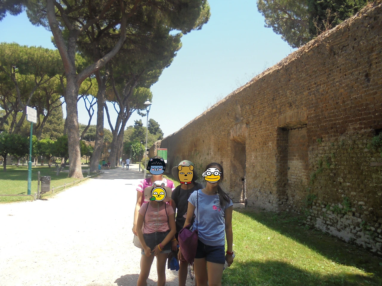 20170720 40일간 유럽15개국 여행 걸어서 로마 St.천사의 성, 테베레 강, 오렌지 정원, 아벤티노 언덕, 장미정원 (45).JPG