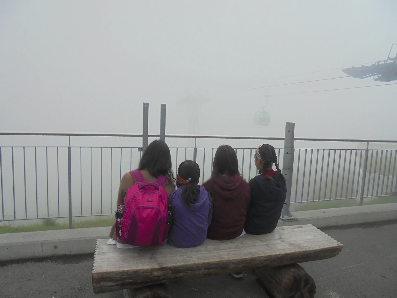 20170714 40일간 유럽15개국 여행 스위스 융프라우 기차와 곤돌라, 케이블카 타고 구경, Thun호수 (21).JPG