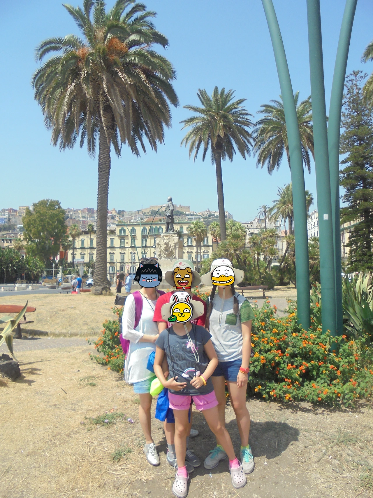 20170722 40일간 유럽15개국 여행 나폴리의 Sant'Elmo 성, Vittoria 광장, Ovo성, Plebiscito 광장, Royal Palace of Naples과 성당, San Carlo 극장, Nuovo성 (114).JPG