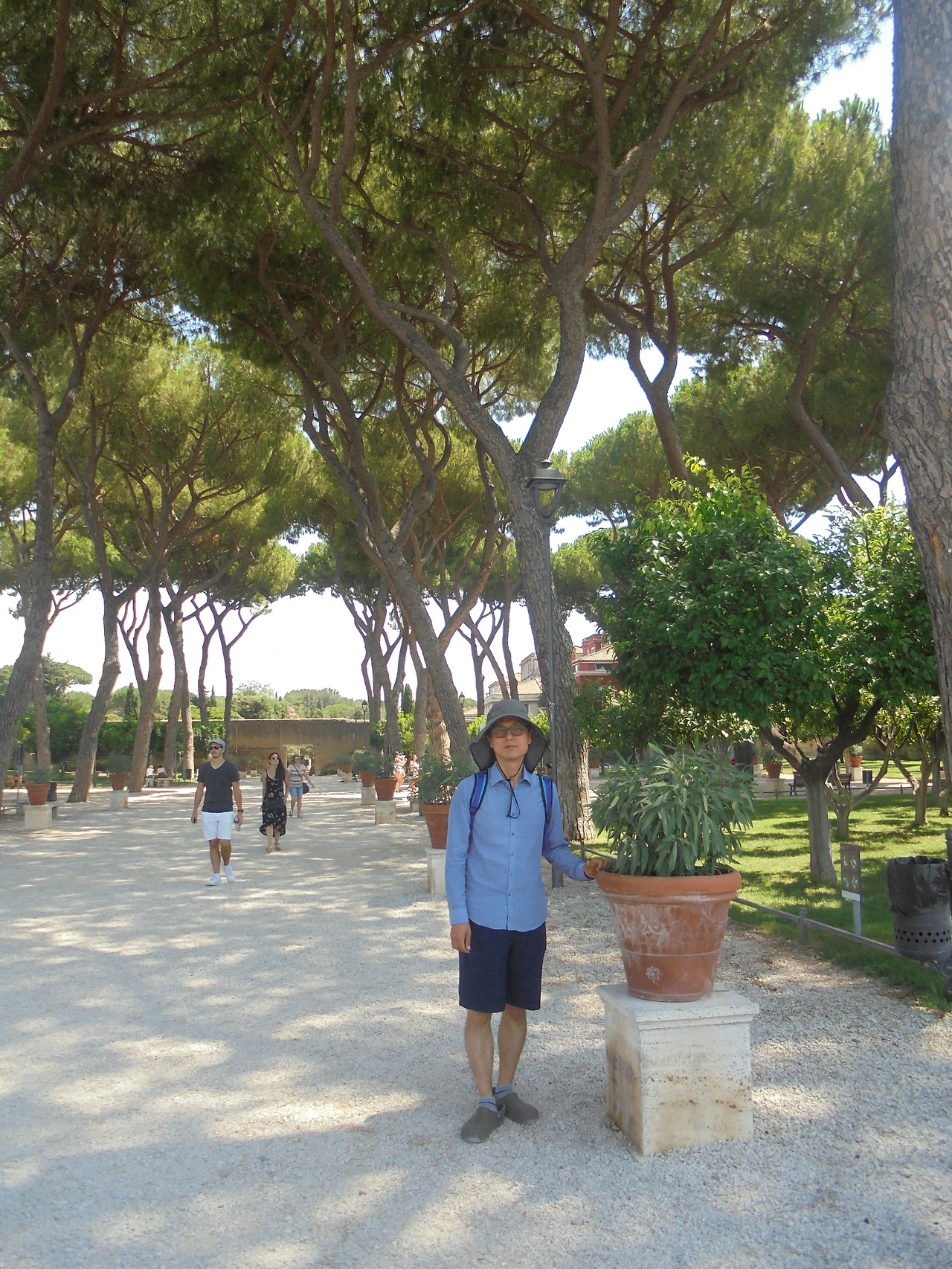 20170720 40일간 유럽15개국 여행 걸어서 로마 St.천사의 성, 테베레 강, 오렌지 정원, 아벤티노 언덕, 장미정원 (57).JPG