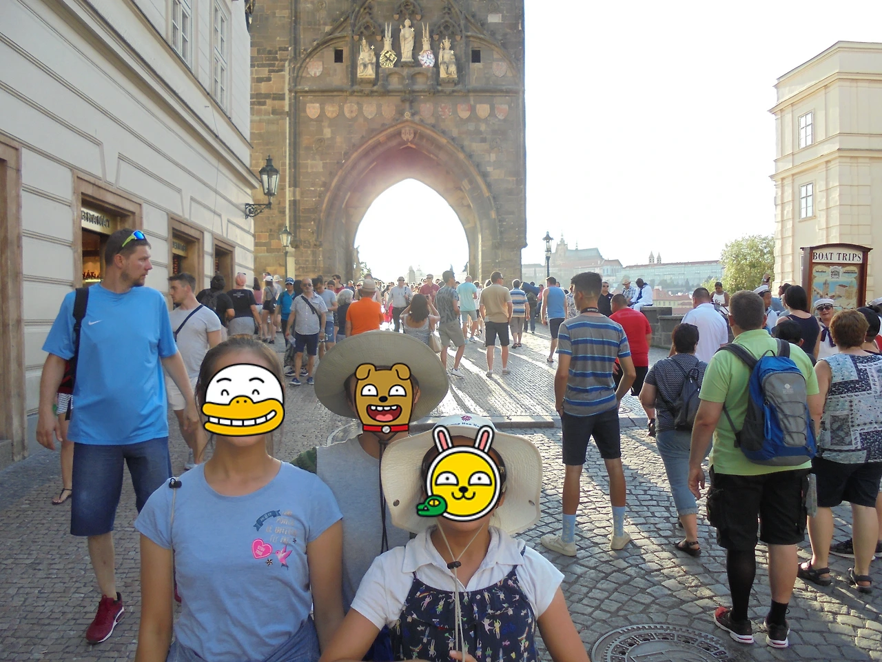 20170731 40일간 유럽15개국 여행 비앤나에서 체코 프라하로 이동(콜코브나 첼리체에서 꼴레뇨 먹기) (92).JPG