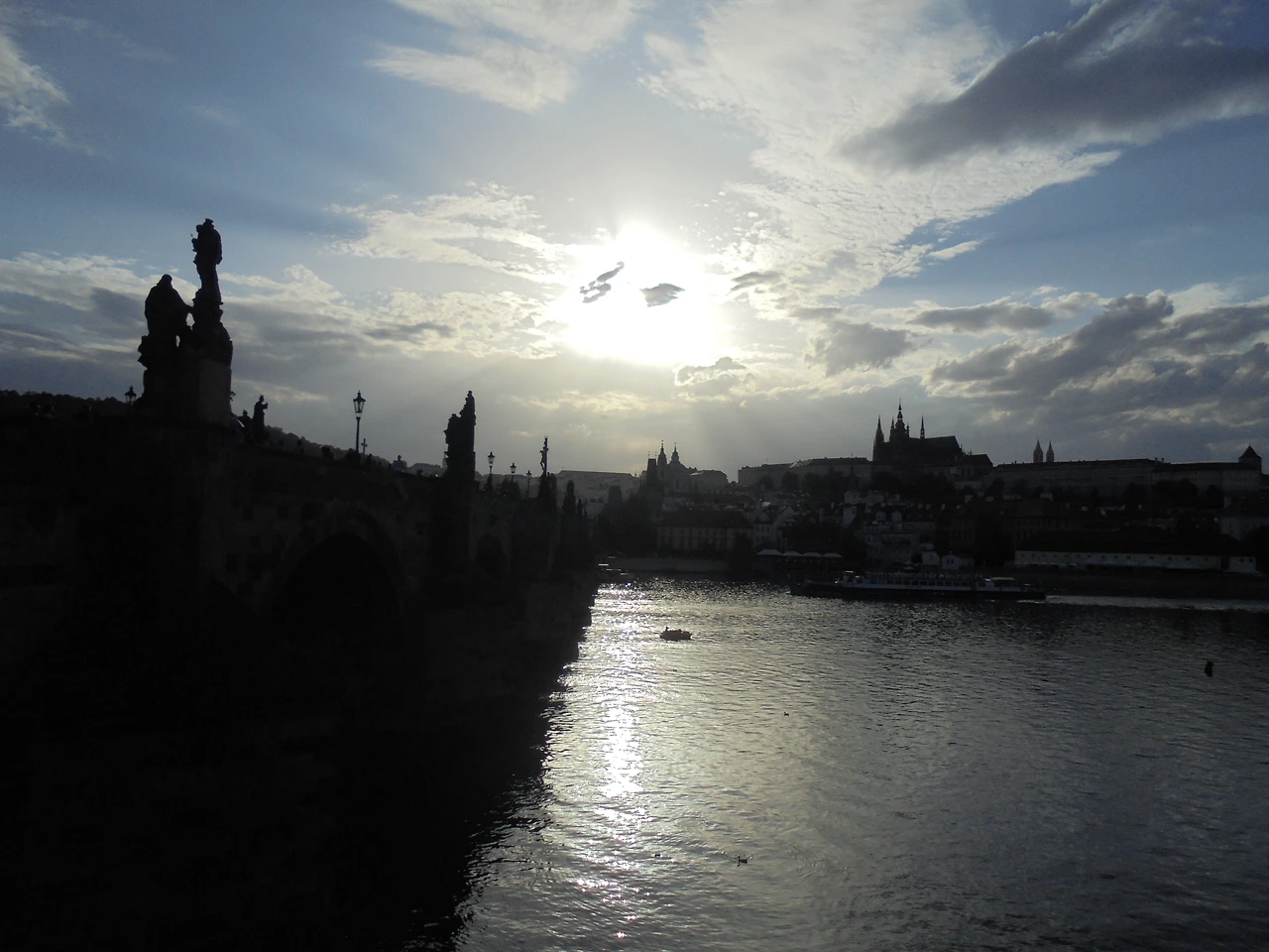 20170731 40일간 유럽15개국 여행 비앤나에서 체코 프라하로 이동(콜코브나 첼리체에서 꼴레뇨 먹기) (99).JPG
