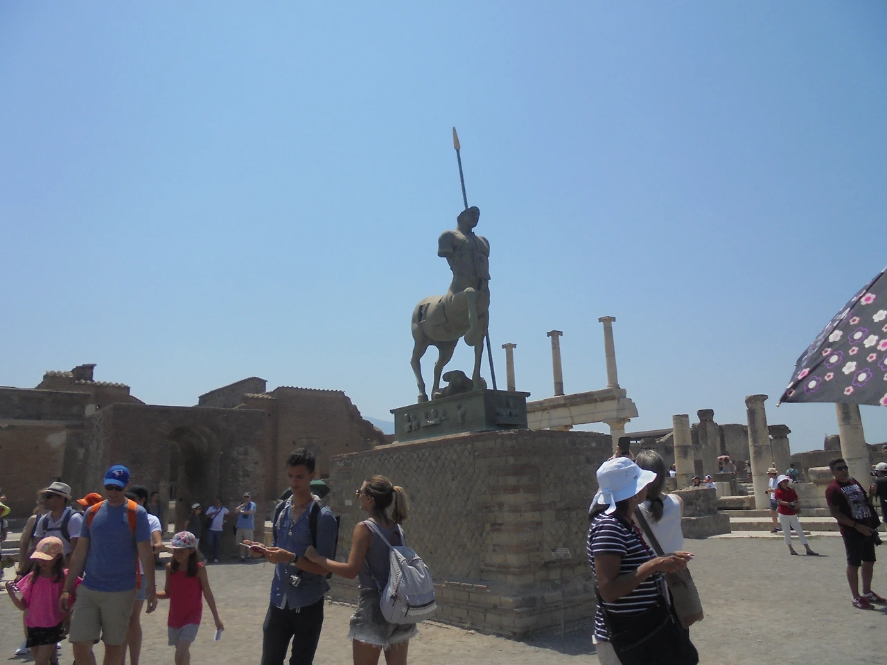 20170721 40일간 유럽15개국 여행 폼페이, 쏘렌토, 포지타노, 아말피 못가고 나폴리 (53).JPG