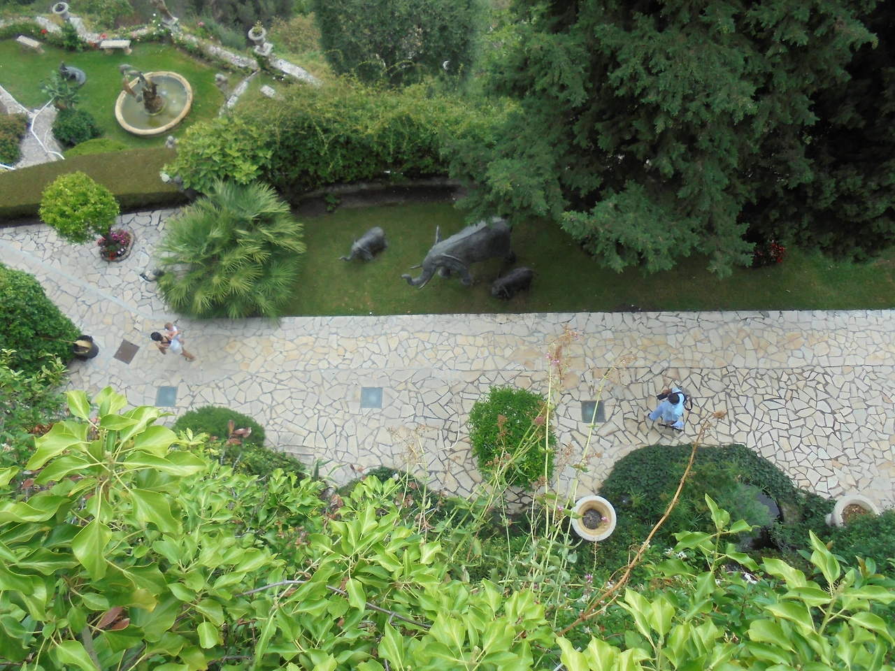 20170712 40일간 유럽15개국 여행 에제, 에제해변, 모나코, 스위스로 이동 (108).JPG