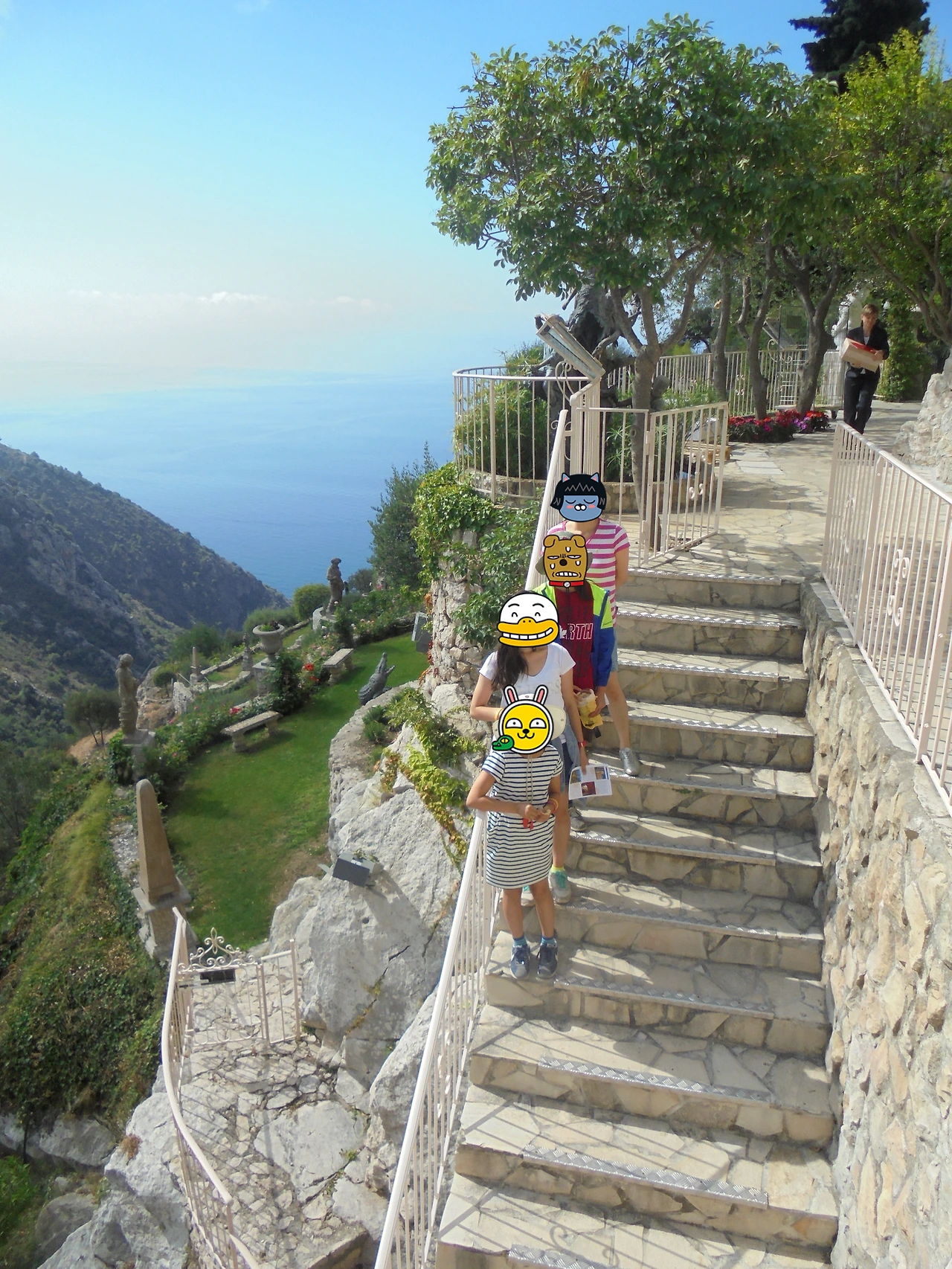 20170712 40일간 유럽15개국 여행 에제, 에제해변, 모나코, 스위스로 이동 (9).JPG