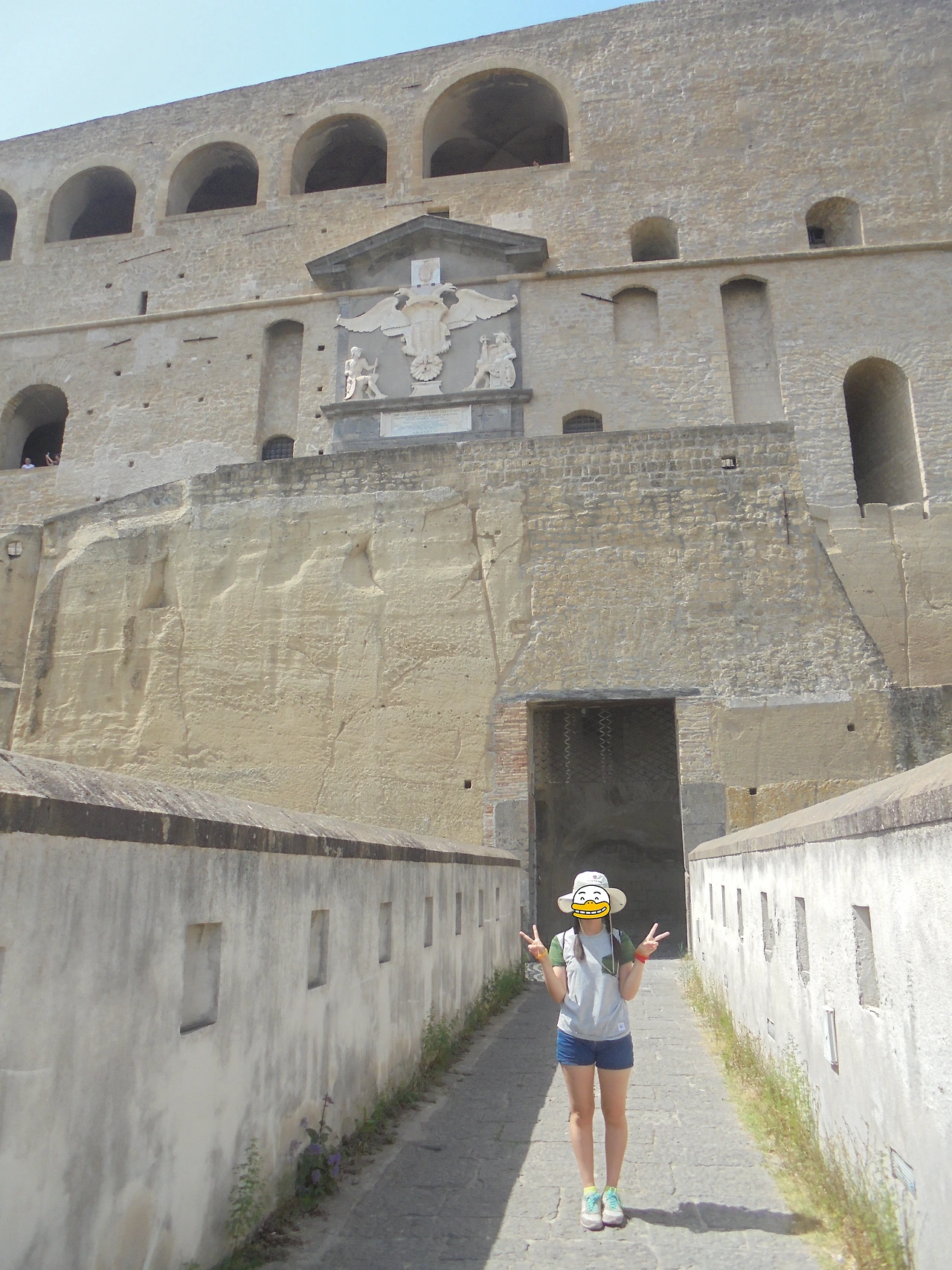 20170722 40일간 유럽15개국 여행 나폴리의 Sant'Elmo 성, Vittoria 광장, Ovo성, Plebiscito 광장, Royal Palace of Naples과 성당, San Carlo 극장, Nuovo성 (15).JPG