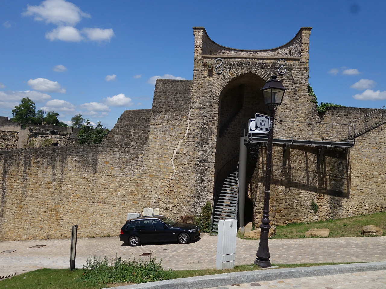 20170704 40일간 유럽15개국 여행 뤽상부르 거쳐 파리 (93).JPG