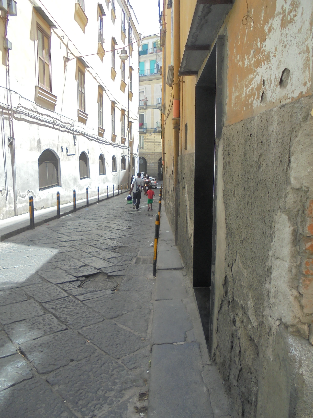 20170722 40일간 유럽15개국 여행 나폴리의 Sant'Elmo 성, Vittoria 광장, Ovo성, Plebiscito 광장, Royal Palace of Naples과 성당, San Carlo 극장, Nuovo성 (93).JPG