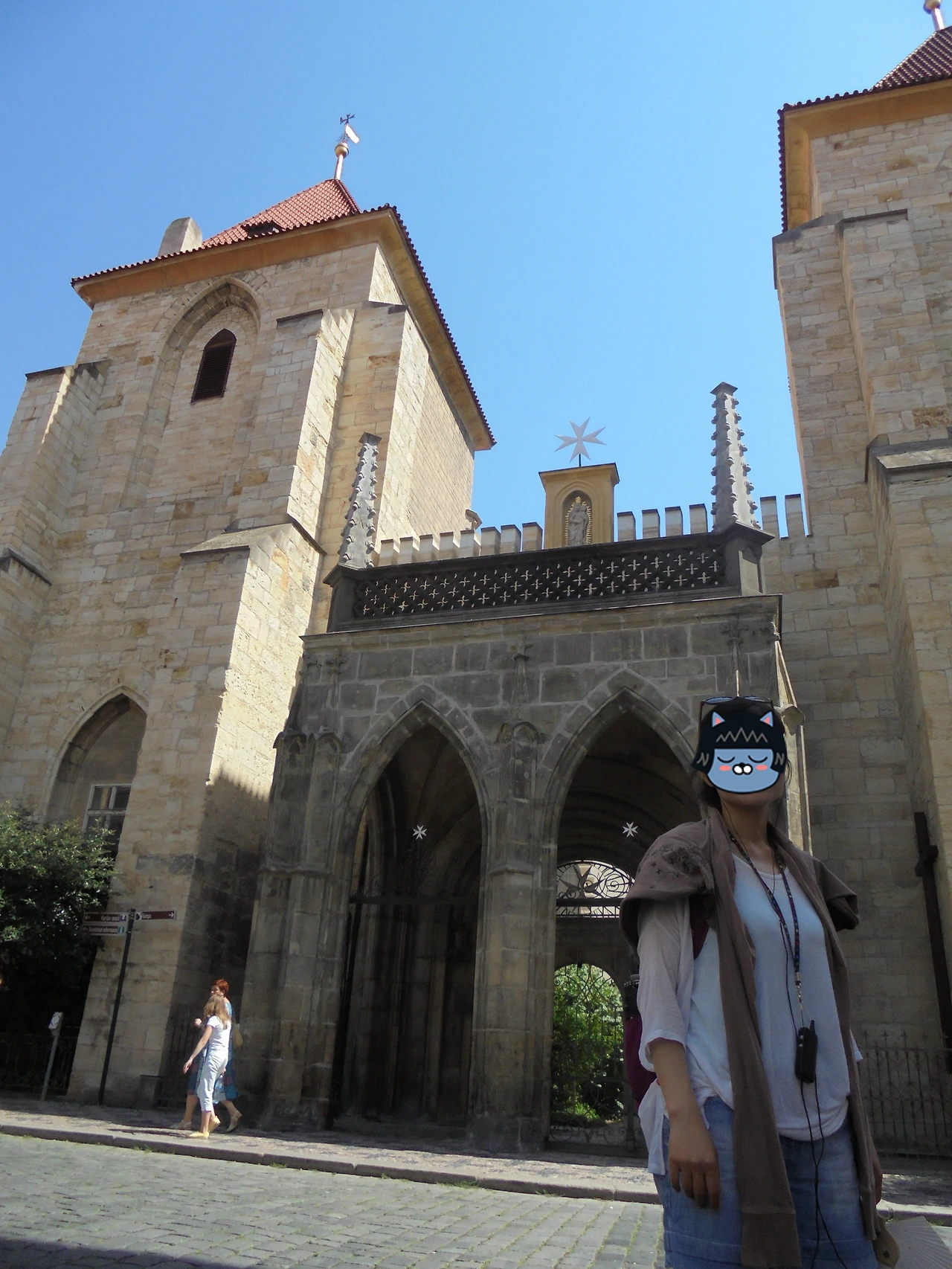 20170801 40일간 유럽15개국 여행 체코 프라하(바츨라프광장,신시가광장,천문시계,구시가광장,카를교,존레논의 벽,프라하성 내 대통령궁,비타 대성당,구황궁,이르지 수도원,황금 소로) (69).JPG