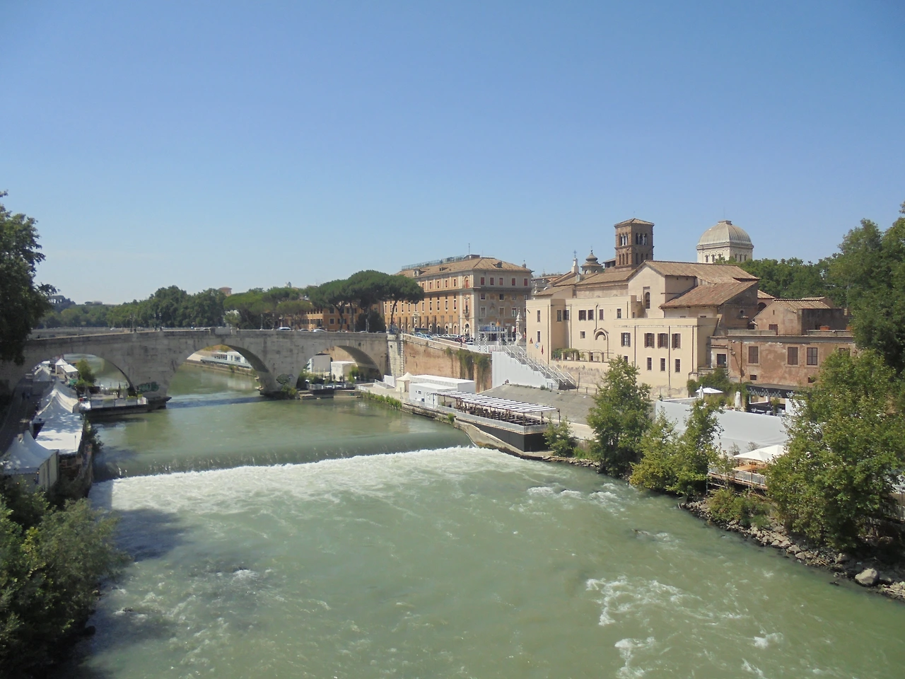 20170720 40일간 유럽15개국 여행 걸어서 로마 St.천사의 성, 테베레 강, 오렌지 정원, 아벤티노 언덕, 장미정원 (96).JPG