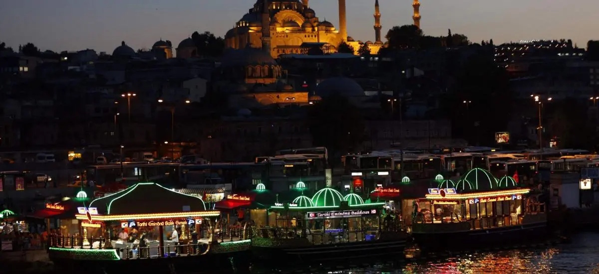 Fishboats.jpg?h=a8096eb1&amp;itok=6F3fvx-5