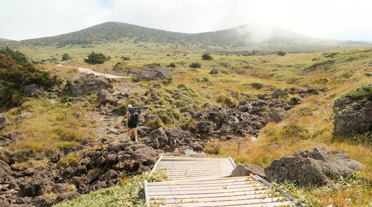 img.jpg?credential=yqXZFxpELC7KVnFOS48ylbz2pIh7yKj8&expires=1759244399&allow_ip=&allow_referer=&signature=TNlS%2F27HT31o3O8pPskBkO1xCP0%3D