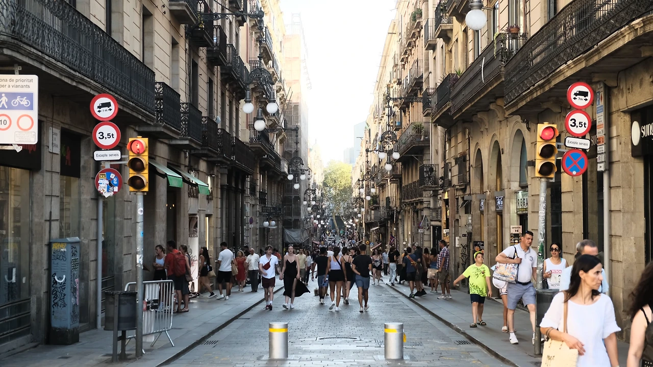 img.png?credential=yqXZFxpELC7KVnFOS48ylbz2pIh7yKj8&expires=1759244399&allow_ip=&allow_referer=&signature=IKx4vcmrZiemIeQLCjHDAdu%2BJUQ%3D