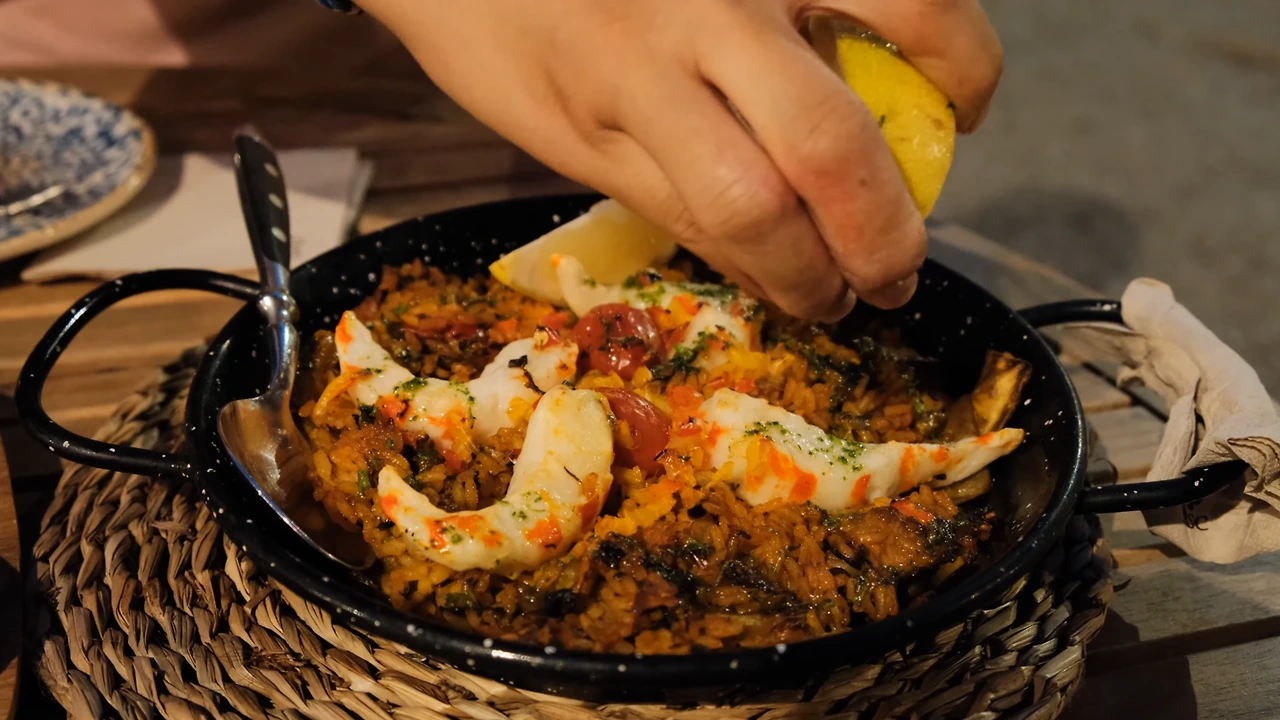 img.png?credential=yqXZFxpELC7KVnFOS48ylbz2pIh7yKj8&expires=1759244399&allow_ip=&allow_referer=&signature=yxgRx%2BLohUHVyea7gXH%2BKOpE4HE%3D