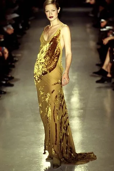 캐롤린 머피_도나카란.jpeg