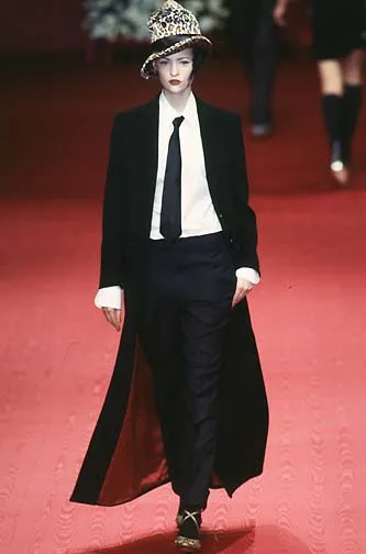 돌체 1997 2.jpeg