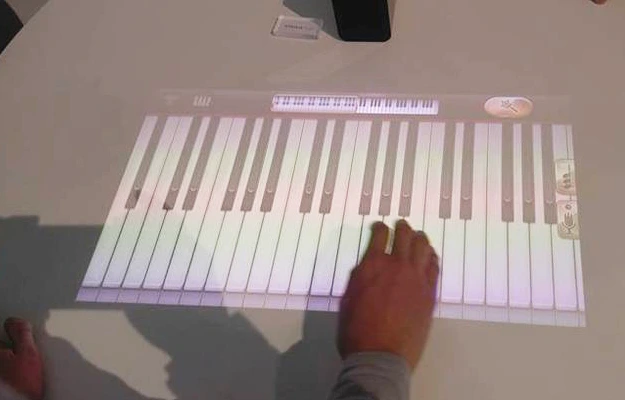 272F893958BE06F7359ABD