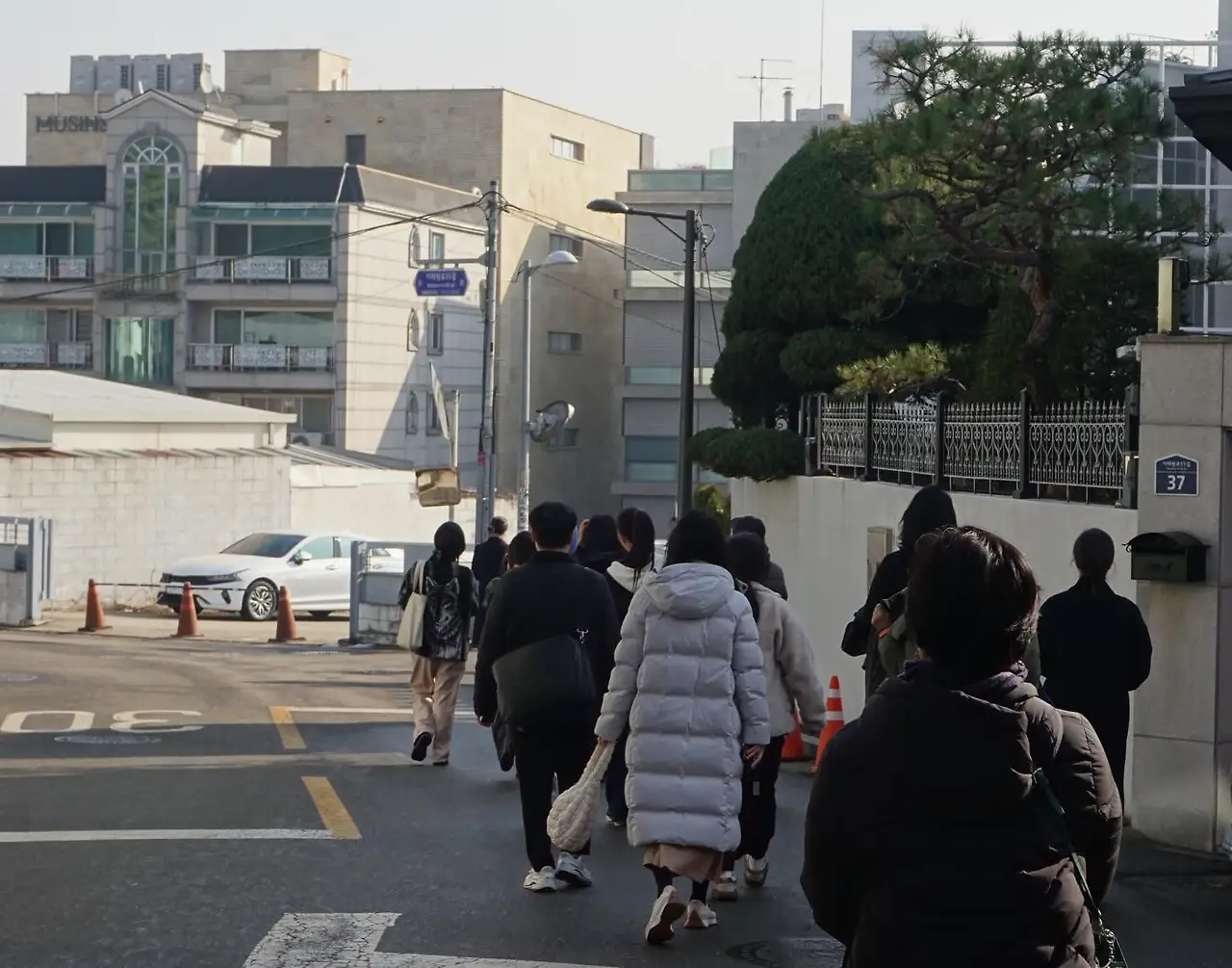 602396767_18547584154045353_7662833709418295679_n.jpg?_nc_cat=110&ccb=1-7&_nc_sid=127cfc&_nc_ohc=gX995mzQrG0Q7kNvwFwSpPT&_nc_oc=Adn98PC_UAmBoHXxQqIKK3zL6nfAqyKdJ9IphpDOG52HM8_oRqB2r5Rx60nuEdZr9Ng&_nc_zt=23&_nc_ht=scontent-ssn1-1.xx&_nc_gid=2s3MAkIkIM9noATWzRqD2w&oh=00_Afp4Ffep2Ouy83q9XAYx6Z3a01WvZRElH6nH4ZSLZ940cw&oe=696C32A3