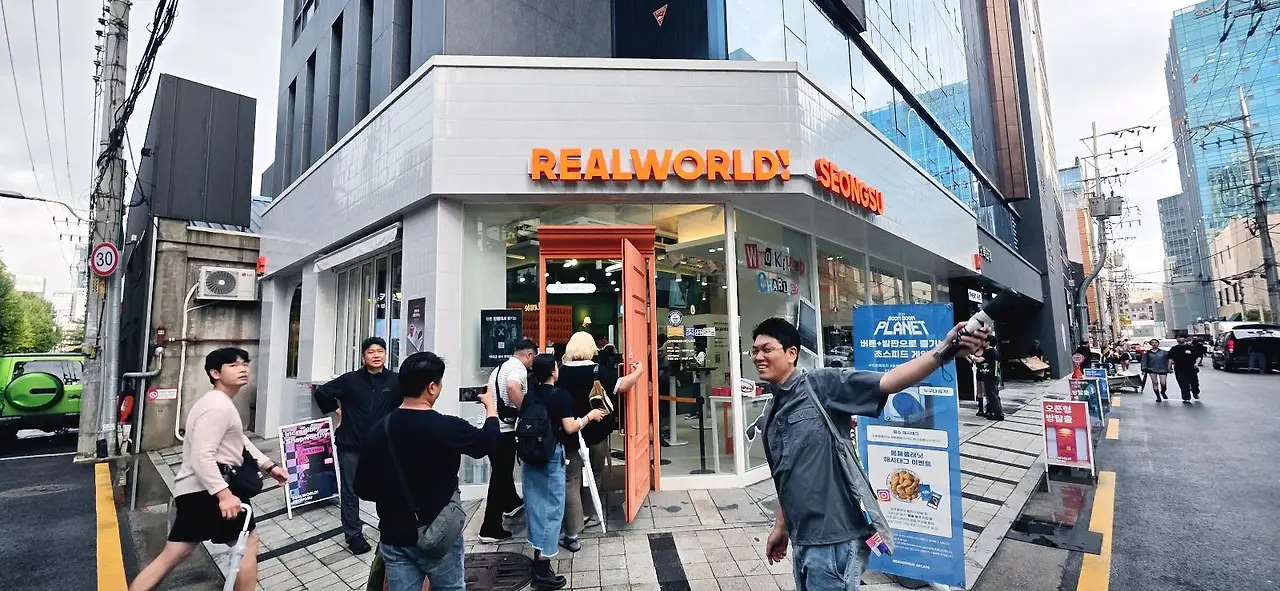 550050283_31426377603673324_3069649943567562355_n.jpg?_nc_cat=104&ccb=1-7&_nc_sid=127cfc&_nc_ohc=CTB3nCZU03gQ7kNvwE9mGtk&_nc_oc=Adm7hSm9TD2DKorZmxulUGJ62Is4D1sNFsTSzXTuihIZwoj9too5Tk8khiHYZA2pcFA&_nc_zt=23&_nc_ht=scontent-ssn1-1.xx&_nc_gid=1L0OOKuTEm_EiDBkxx8hJA&oh=00_AfdC15Kc5FFzRwP0OMNdzz2qj0BDGGUX9RQPt1PKsd1uOA&oe=68E6DE7D