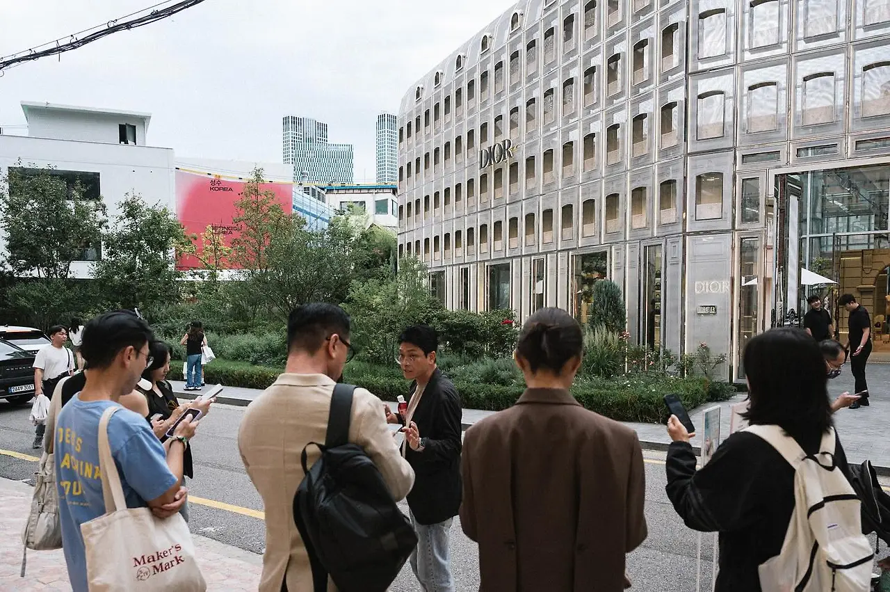 553047008_18529558276045353_4674878625676021432_n.jpg?_nc_cat=107&ccb=1-7&_nc_sid=127cfc&_nc_ohc=eOwYBBcT4fIQ7kNvwG2u4jv&_nc_oc=Adk0KPoB-E8Vq6_aTXsO94_9Sqec8it9M1YLeuWktFuDwT2cdvoeDgwCdWjYOZjsqwk&_nc_zt=23&_nc_ht=scontent-ssn1-1.xx&_nc_gid=RdzpDl7U9yILex1cSD5JAw&oh=00_AfdGMpiAmLikU2H0zssR-tx4nqtjkeNu0RvwBvovyfhArg&oe=68E6F823