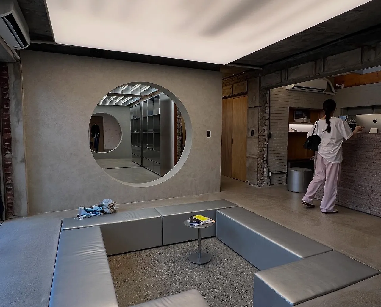 538814291_18523401595045353_95565484788119926_n.jpg?stp=dst-jpegr_tt6&_nc_cat=104&ccb=1-7&_nc_sid=127cfc&_nc_ohc=5q6IfoL-up4Q7kNvwGc8jH9&_nc_oc=Adn-3a2G6GY7hTAhoah78jjGC_NYQ3FN4GU4vm6zmbcEQAVTEEH4XCCkB-qOdDsUeDc&_nc_zt=23&se=-1&_nc_ht=scontent-ssn1-1.xx&_nc_gid=UZKNXyPffbP3sTJxWzSG7A&oh=00_AffjS4qAuMiR82zuqyJtWCuAmnTeCuajW_i59Dh7OBQOSQ&oe=68E5C354