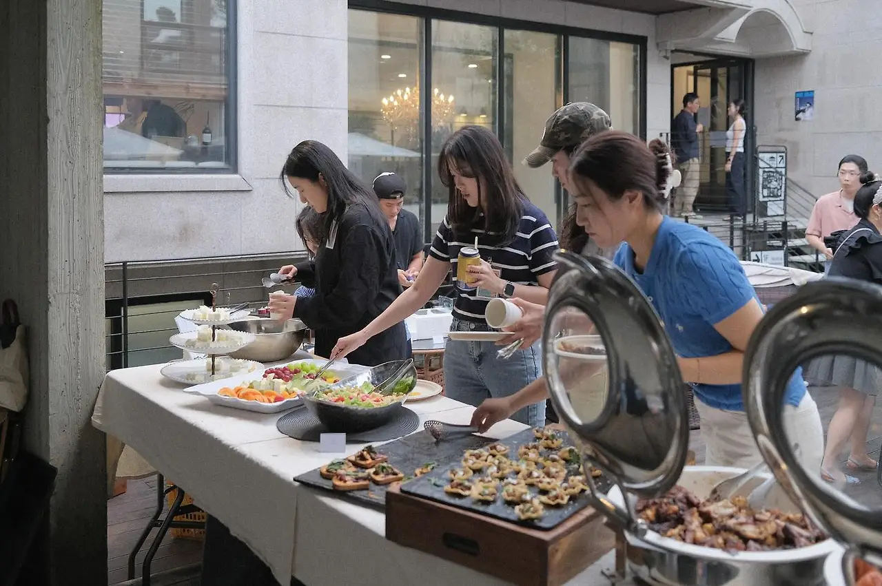 550340306_18527974264045353_2373133022015464173_n.jpg?_nc_cat=103&ccb=1-7&_nc_sid=127cfc&_nc_ohc=uQsyig-E8vMQ7kNvwERlVz6&_nc_oc=AdmEcbZv_p-D9A5YGg10ZUJg9VxgneSdkANp94xKeo-ZO9GrwJIeCto633VUYsN5-3Y&_nc_zt=23&_nc_ht=scontent-ssn1-1.xx&_nc_gid=gOFHMBbd2KW8603z797LCQ&oh=00_Affi9aHVm_7V_CfEBHpwNonGyToNbR8VUuXRRa4zOO1cwg&oe=68E6CD05