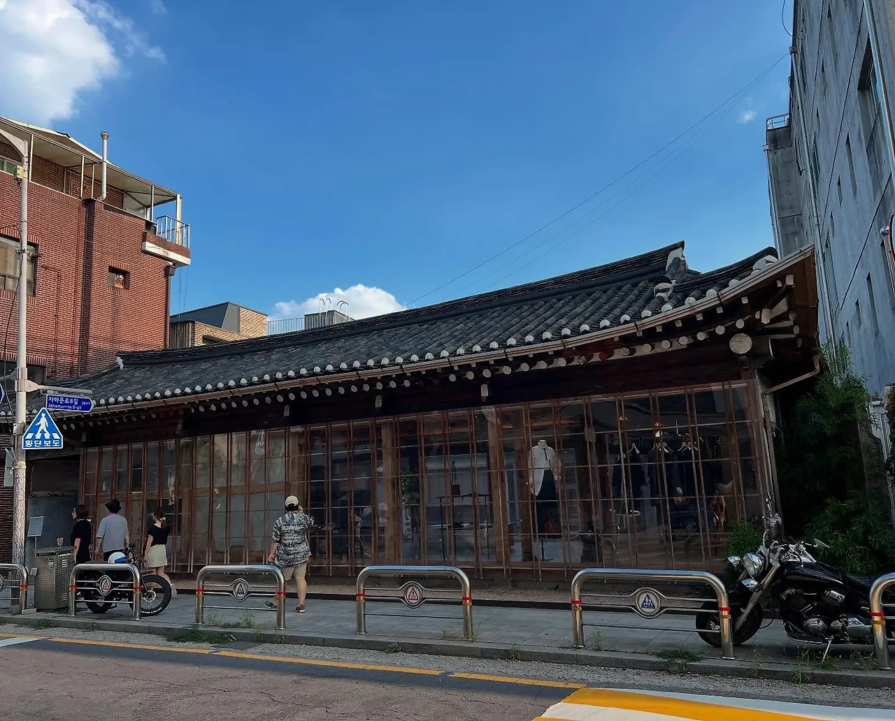 539530996_18523401442045353_6317475778427646019_n.jpg?stp=dst-jpegr_tt6&_nc_cat=108&ccb=1-7&_nc_sid=127cfc&_nc_ohc=ODK2yv1cRwgQ7kNvwFfD8gP&_nc_oc=Adl-zuIYAdqX9qk82-bqfxixCjrRdv4jZsFBf-sAfp5_SjL-8Rq6c0NY6FzhMwDQk24&_nc_zt=23&se=-1&_nc_ht=scontent-ssn1-1.xx&_nc_gid=GhZWUbM3mKXIUvFKMKfxIA&oh=00_AfcN_HmguNCs_7AzPKUZeq74WS0TQtSRbWmIx8BottxECA&oe=68E5B6D2